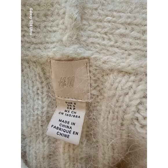 H&M Off-White Wool Alpaca mix V-Neck Sweater - Picture 3 of 5